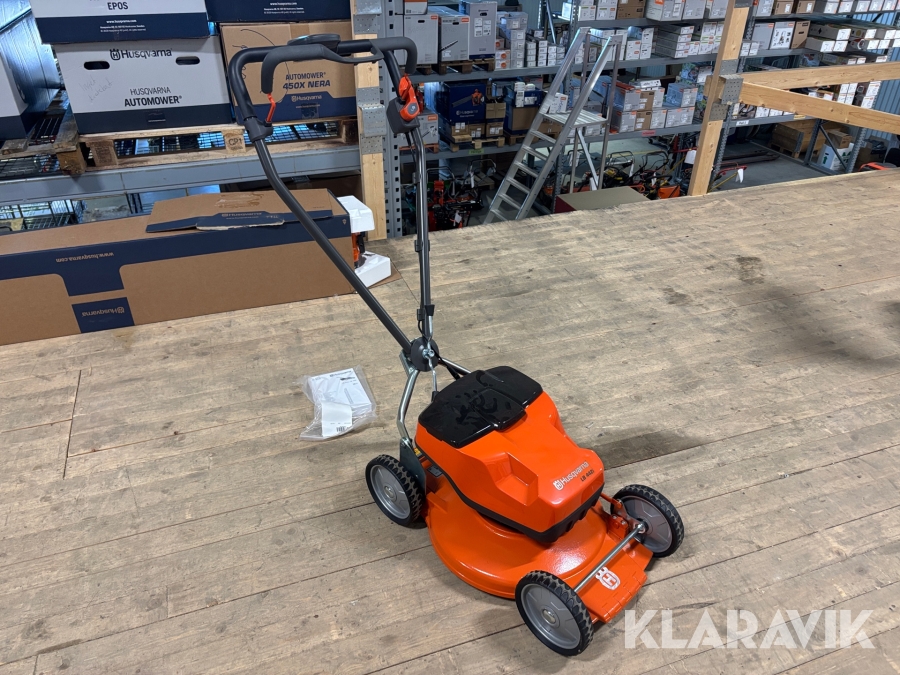 Gräsklippare Husqvarna LB 442i oanvänd