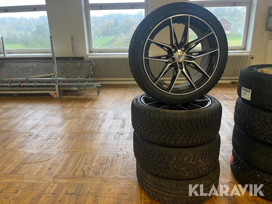 Vinterdäck med fälg Davanti Wintoura 225/45R18 4st