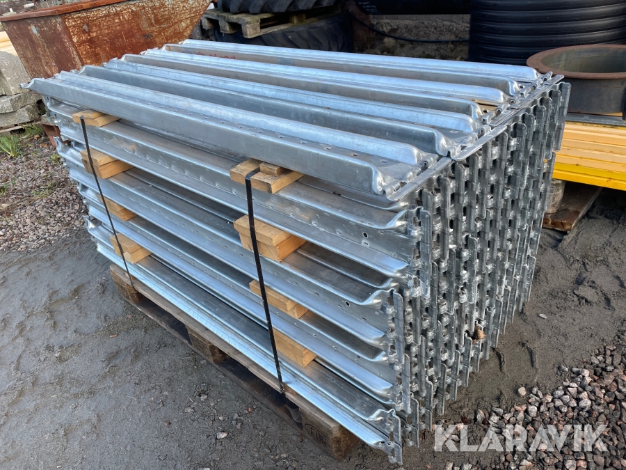 Balkar Electrolux Rack 83, Vara, Klaravik auktioner