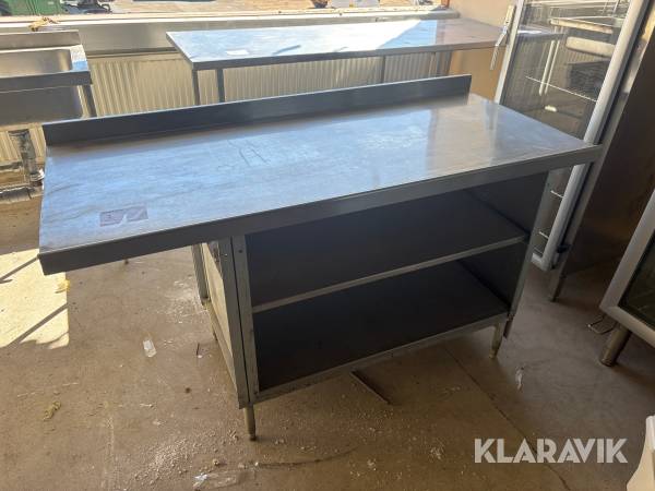 Rostfri bänk