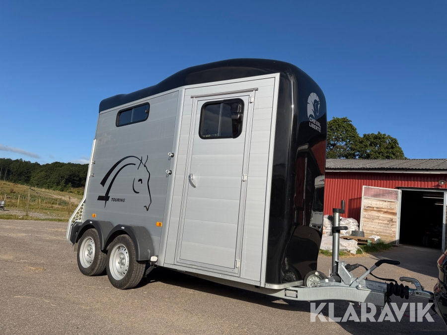 Hästtransport Cheval Touring one alu 1,5 med fronturlastning