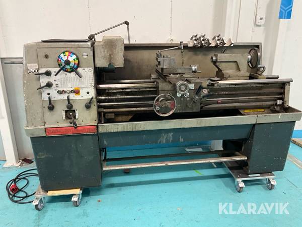 Svarv Colchester Triumph 2000