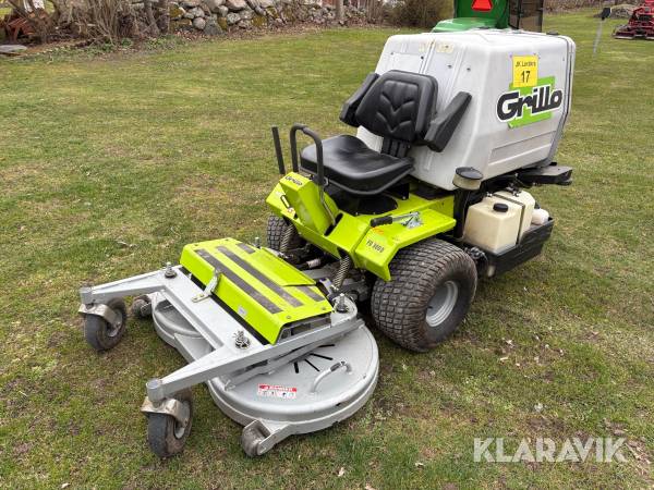 Åkgräsklippare Grillo FD 300 D med uppsamlare