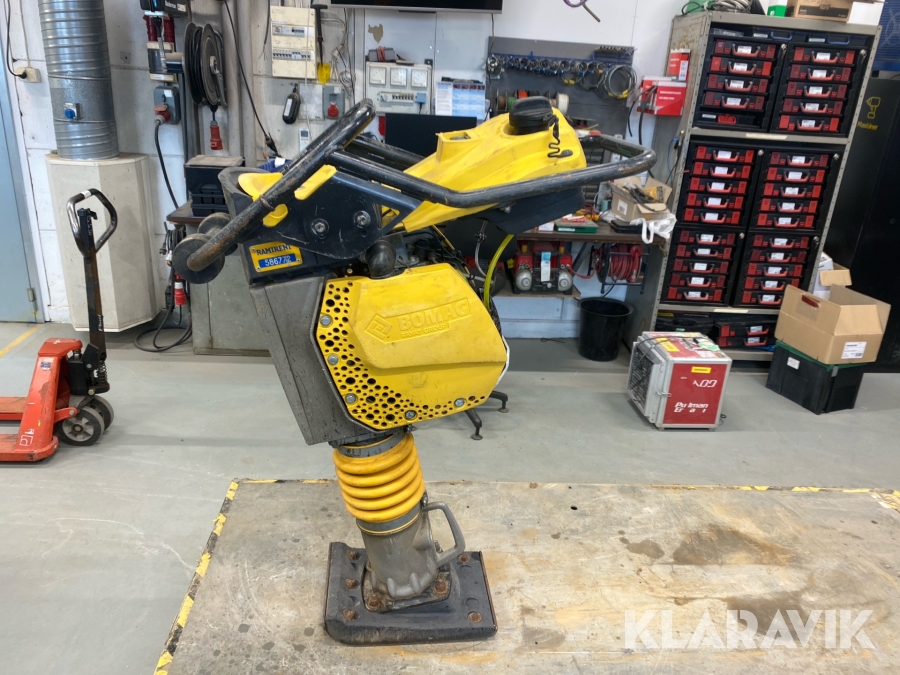 Markvibrator stamp Bomag BT 60