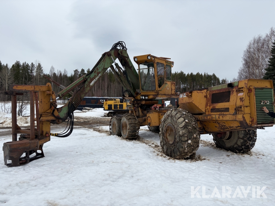 Skördare Ösa 670