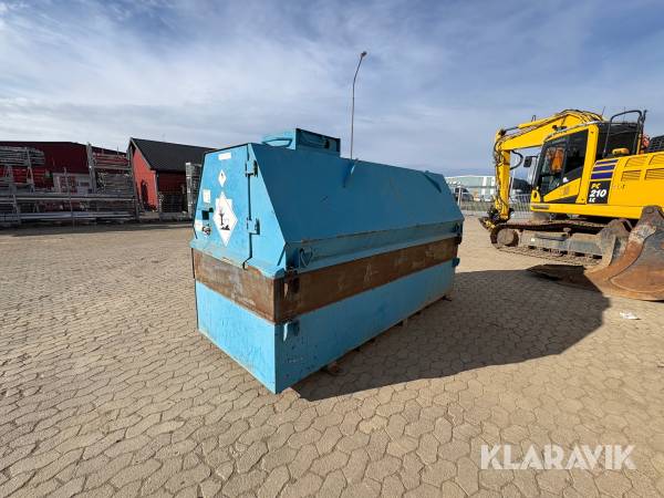 Dieseltank Färmartanken AB 3000Liter.