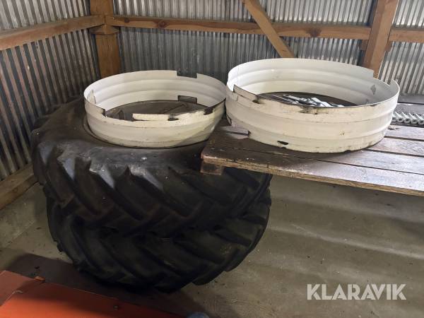 Dubbelmontage Goodyear 16.9-34 2st