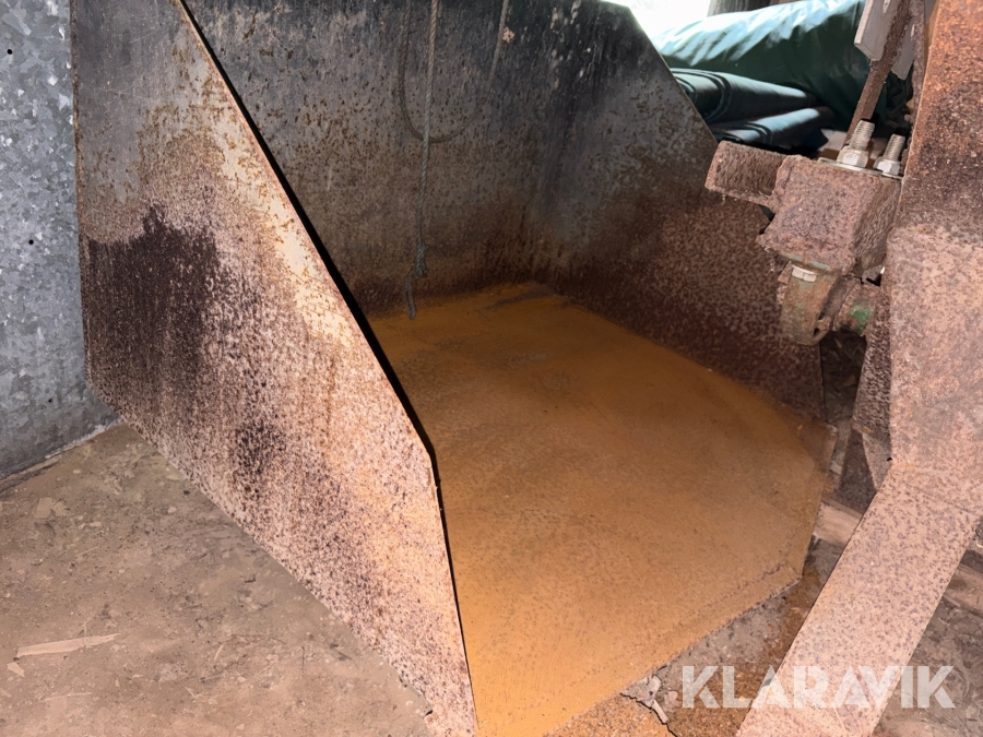 Traktor/ Skogsekipage Volvo BM 650 med skogsvagn Möre, Lima-6030 timmerkran och vinsch