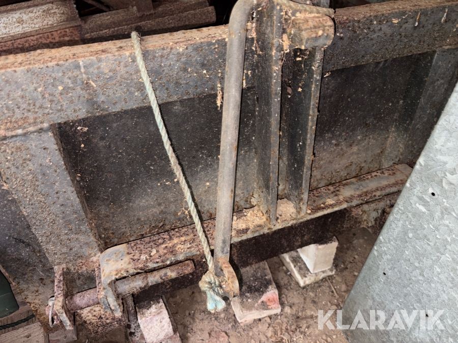Traktor/ Skogsekipage Volvo BM 650 med skogsvagn Möre, Lima-6030 timmerkran och vinsch