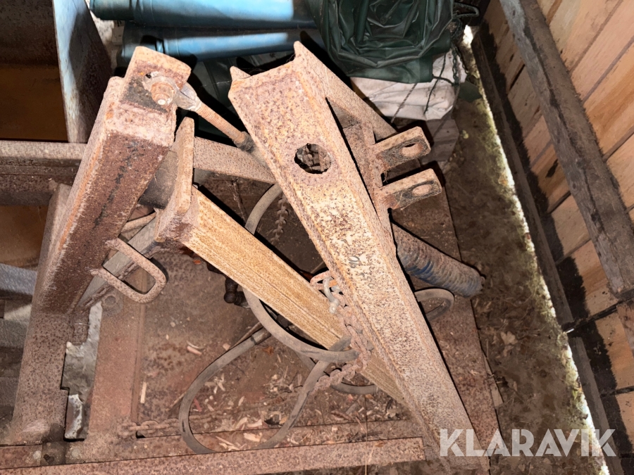 Traktor/ Skogsekipage Volvo BM 650 med skogsvagn Möre, Lima-6030 timmerkran och vinsch
