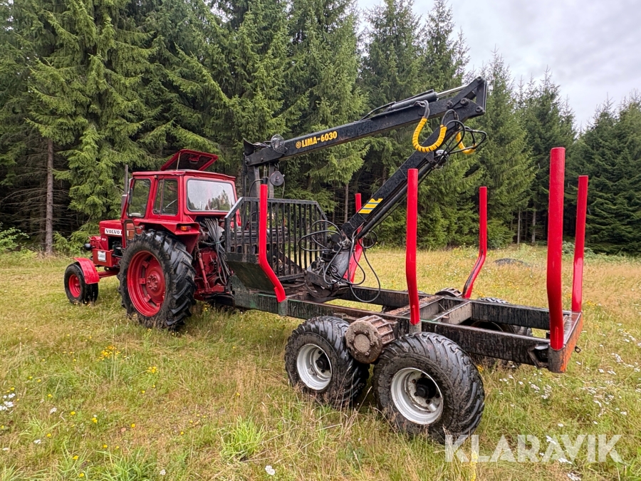 Traktor/ Skogsekipage Volvo BM 650 med skogsvagn Möre, Lima-6030 timmerkran och vinsch