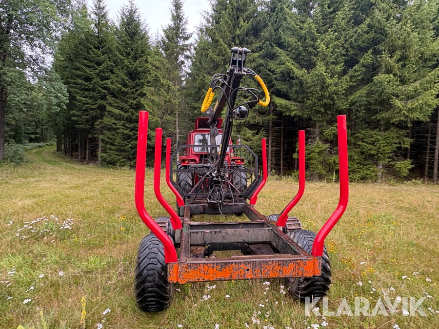 Traktor/ Skogsekipage Volvo BM 650 med skogsvagn Möre, Lima-6030 timmerkran och vinsch