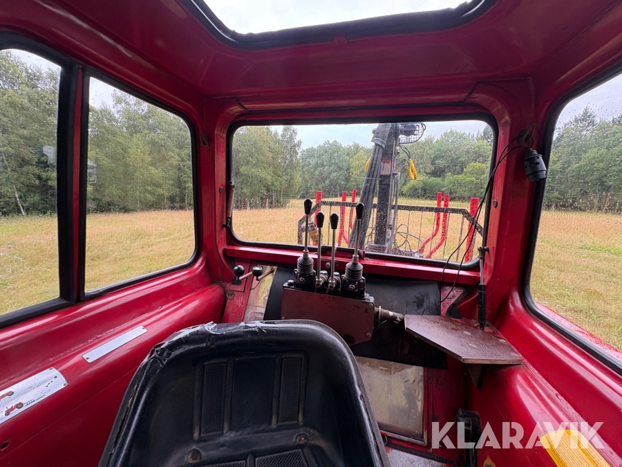 Traktor/ Skogsekipage Volvo BM 650 med skogsvagn Möre, Lima-6030 timmerkran och vinsch