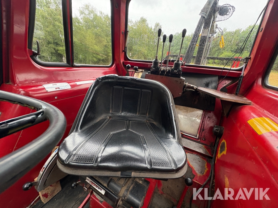 Traktor/ Skogsekipage Volvo BM 650 med skogsvagn Möre, Lima-6030 timmerkran och vinsch