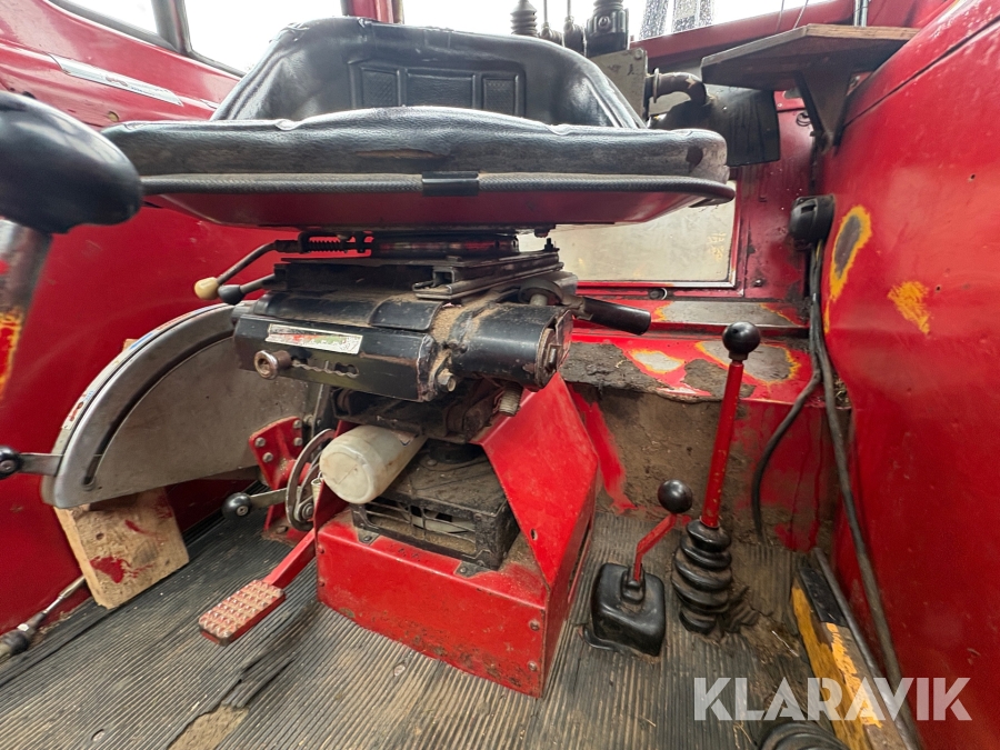 Traktor/ Skogsekipage Volvo BM 650 med skogsvagn Möre, Lima-6030 timmerkran och vinsch