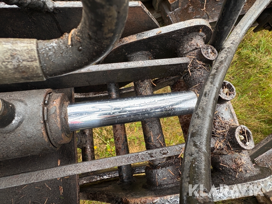 Traktor/ Skogsekipage Volvo BM 650 med skogsvagn Möre, Lima-6030 timmerkran och vinsch