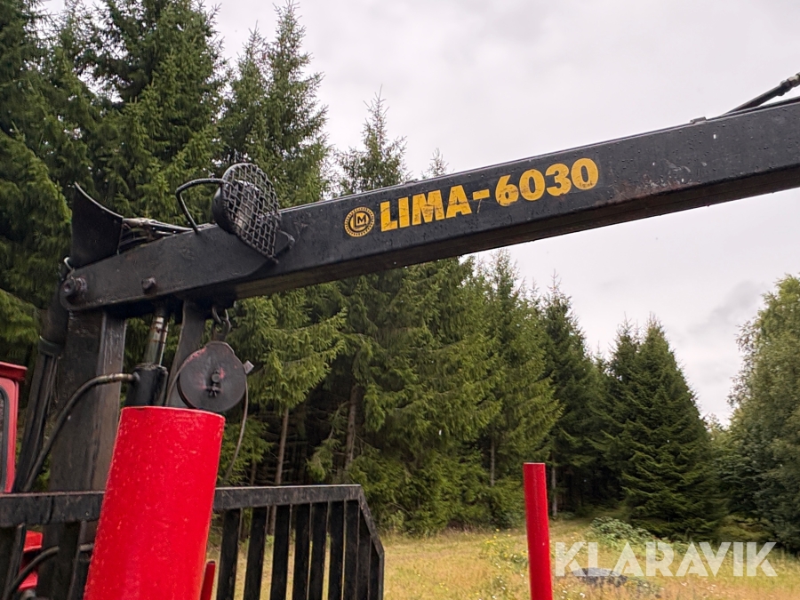 Traktor/ Skogsekipage Volvo BM 650 med skogsvagn Möre, Lima-6030 timmerkran och vinsch