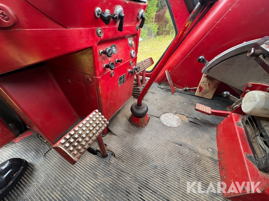 Traktor/ Skogsekipage Volvo BM 650 med skogsvagn Möre, Lima-6030 timmerkran och vinsch