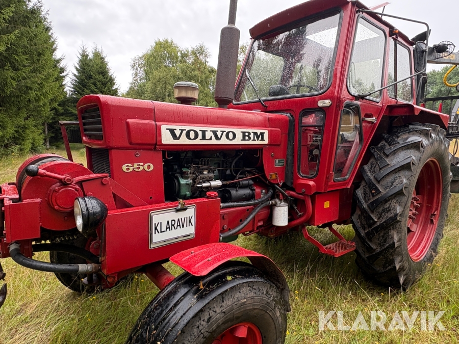 Traktor/ Skogsekipage Volvo BM 650 med skogsvagn Möre, Lima-6030 timmerkran och vinsch