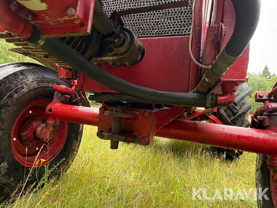 Traktor/ Skogsekipage Volvo BM 650 med skogsvagn Möre, Lima-6030 timmerkran och vinsch