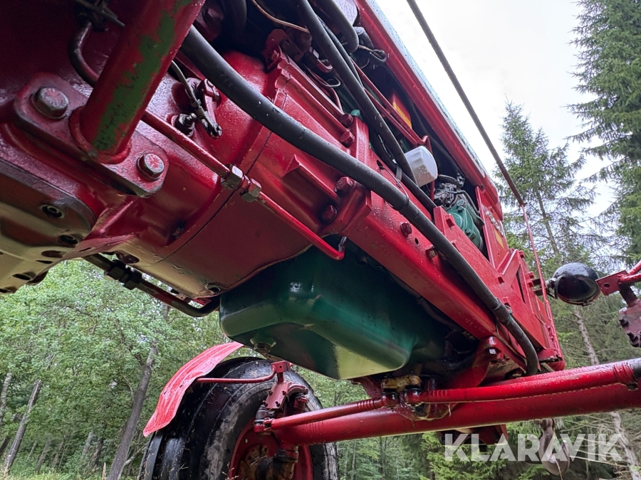 Traktor/ Skogsekipage Volvo BM 650 med skogsvagn Möre, Lima-6030 timmerkran och vinsch