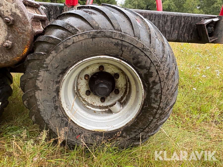 Traktor/ Skogsekipage Volvo BM 650 med skogsvagn Möre, Lima-6030 timmerkran och vinsch