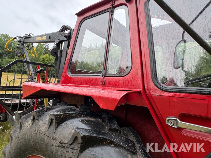 Traktor/ Skogsekipage Volvo BM 650 med skogsvagn Möre, Lima-6030 timmerkran och vinsch