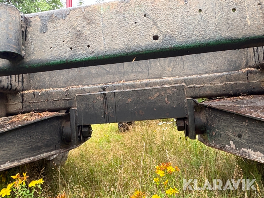 Traktor/ Skogsekipage Volvo BM 650 med skogsvagn Möre, Lima-6030 timmerkran och vinsch