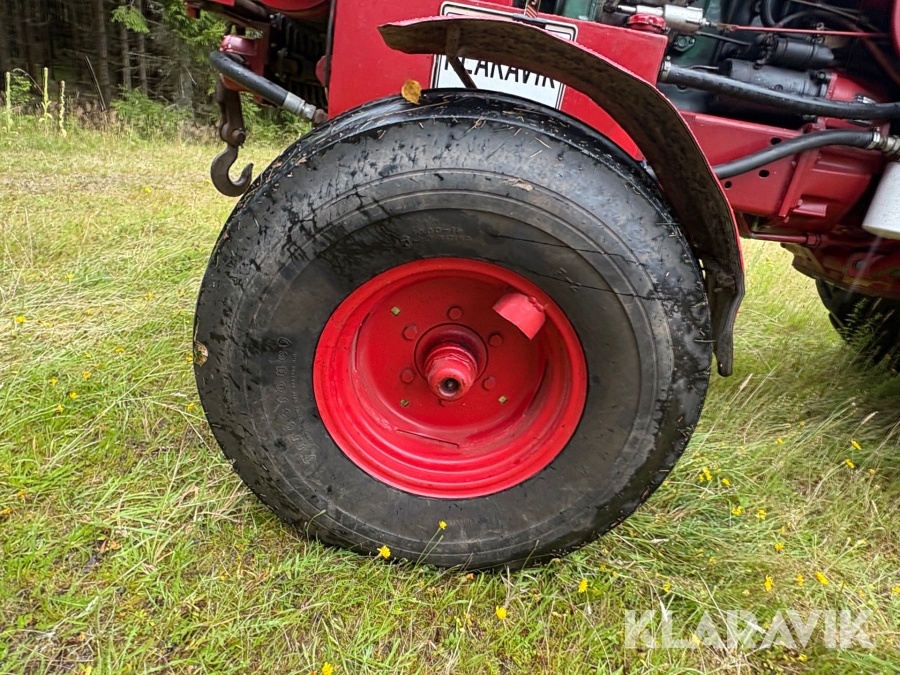 Traktor/ Skogsekipage Volvo BM 650 med skogsvagn Möre, Lima-6030 timmerkran och vinsch