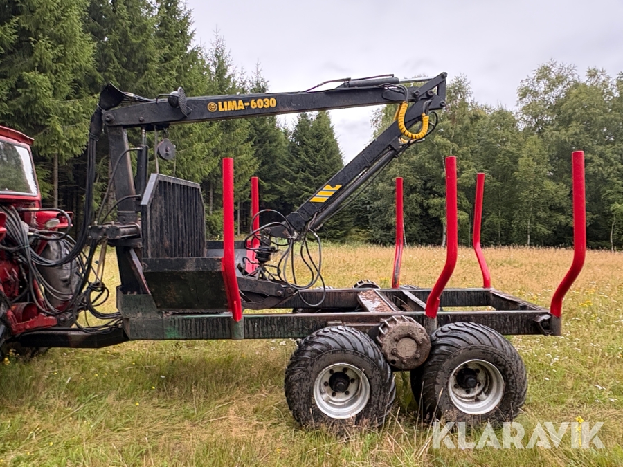 Traktor/ Skogsekipage Volvo BM 650 med skogsvagn Möre, Lima-6030 timmerkran och vinsch