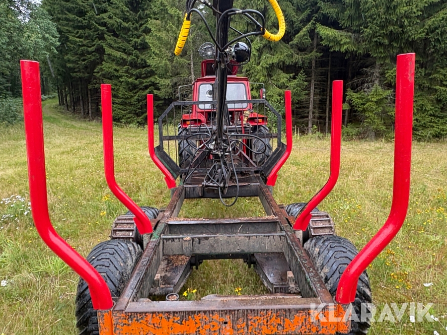 Traktor/ Skogsekipage Volvo BM 650 med skogsvagn Möre, Lima-6030 timmerkran och vinsch