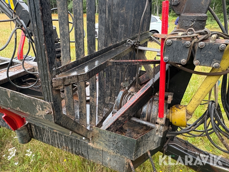 Traktor/ Skogsekipage Volvo BM 650 med skogsvagn Möre, Lima-6030 timmerkran och vinsch