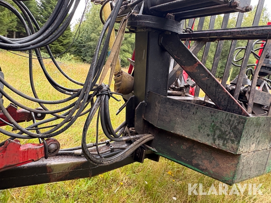 Traktor/ Skogsekipage Volvo BM 650 med skogsvagn Möre, Lima-6030 timmerkran och vinsch