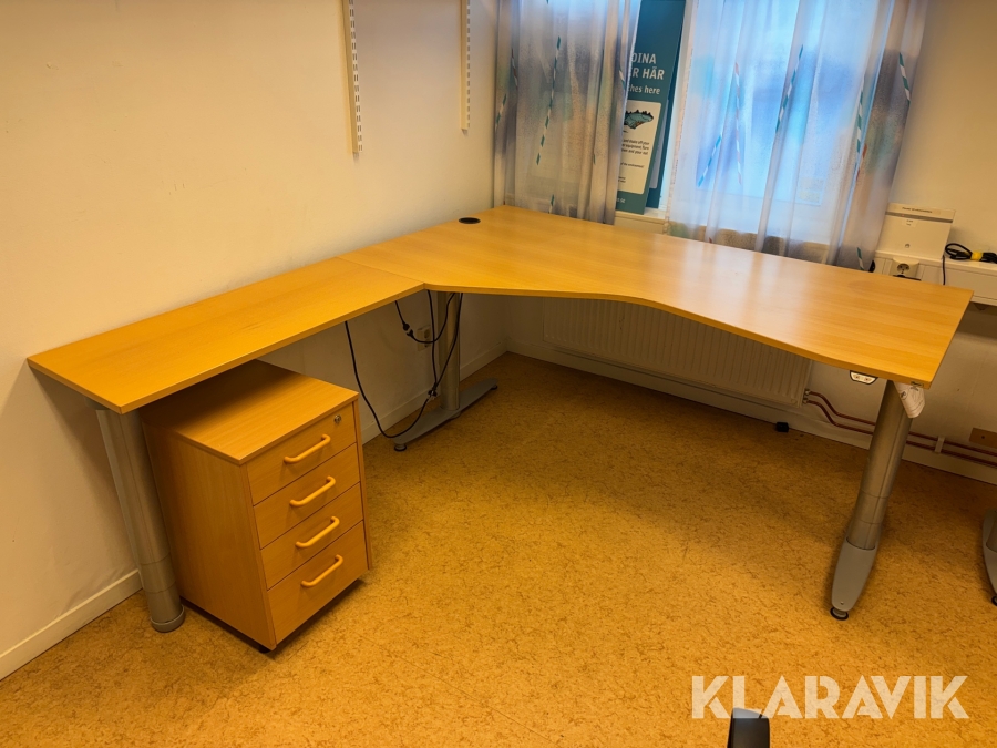 Höj & sänkbart skrivbord Kinnarps