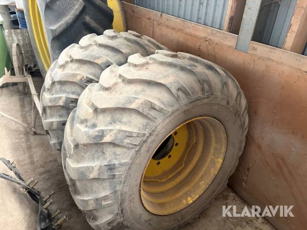 Däck med fälg Nokia 600-55R26.5