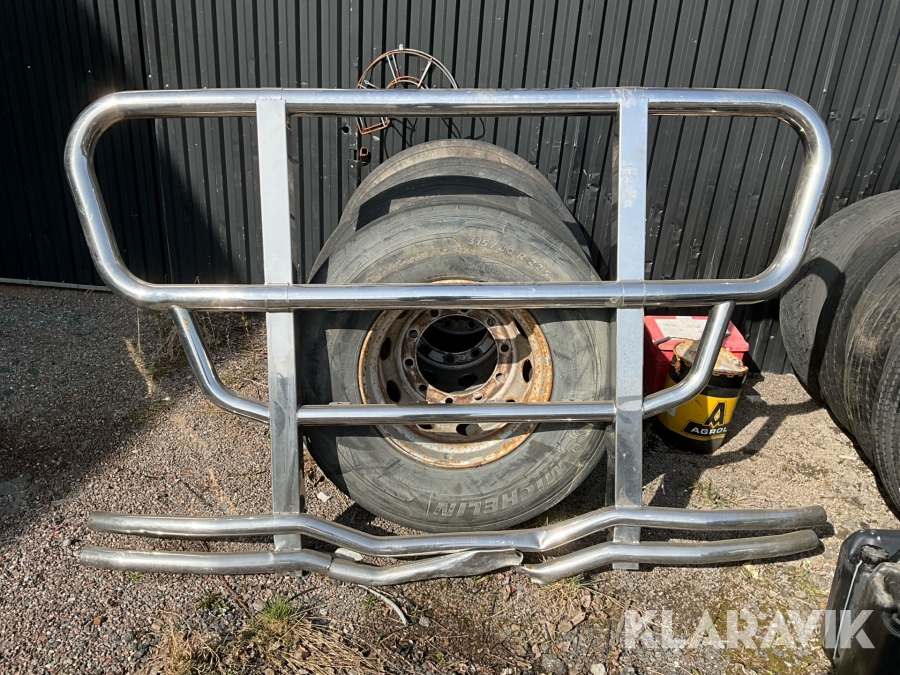 Frontskydd till lastbil Älgstaket rostfritt