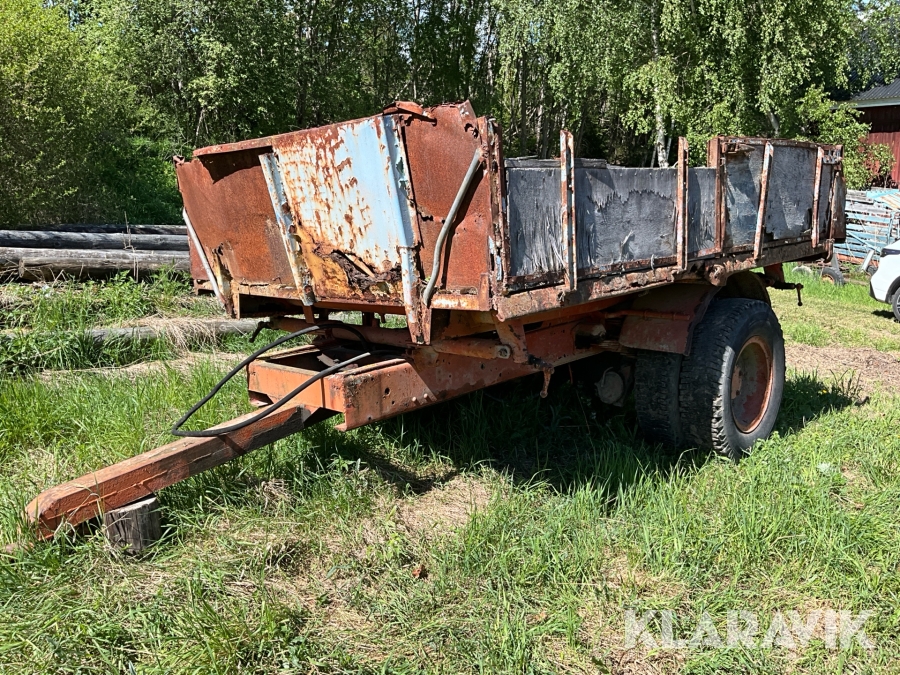 Traktorkärra med tipp