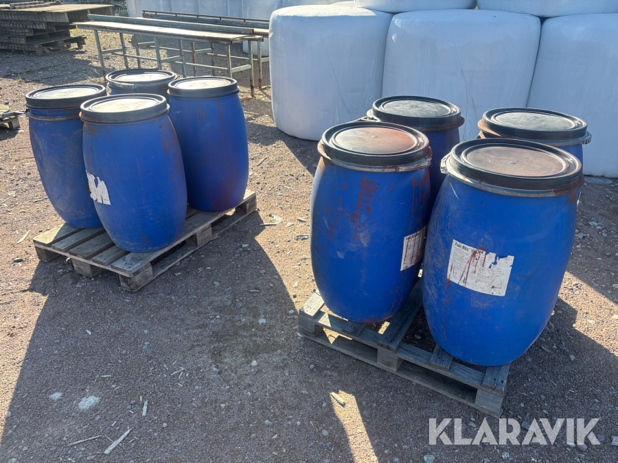 Rödfärgstunnor 100L 8st