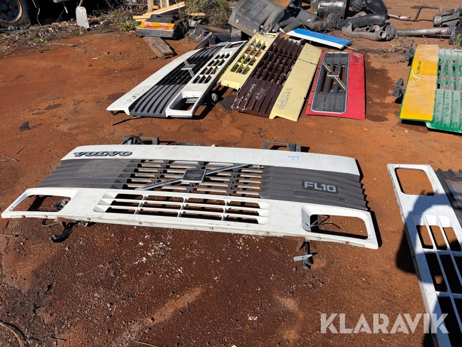 Grill Volvo 8 st