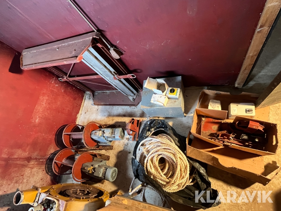 Utgödsling med spel & släde Nya Stallinredningar komplett med ca 50m rep