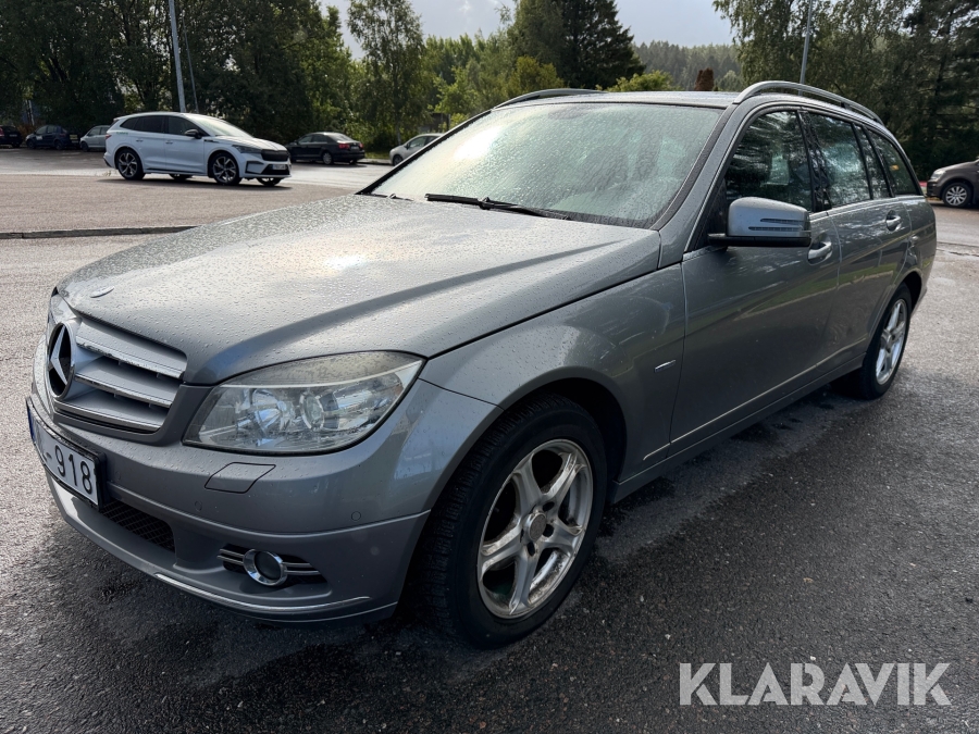Mercedes-Benz C220