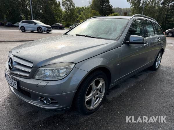Mercedes-Benz C220