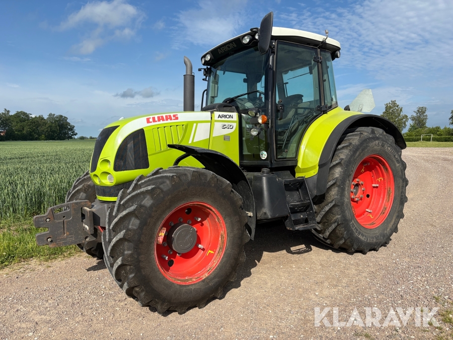 Traktor Claas Arion 640