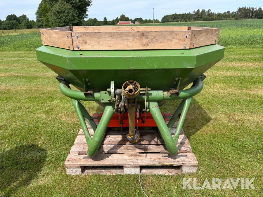 Konstgödselspridare Amazone ZA-D 803
