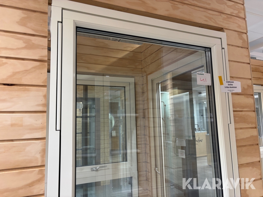 Vridfönster Outline 3-glas aluminium