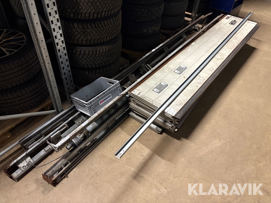 Verkstadsport/takskjutport Hörmann