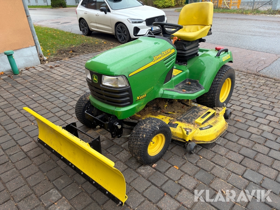 Åkgräsklippare John Deere X495 med plogblad