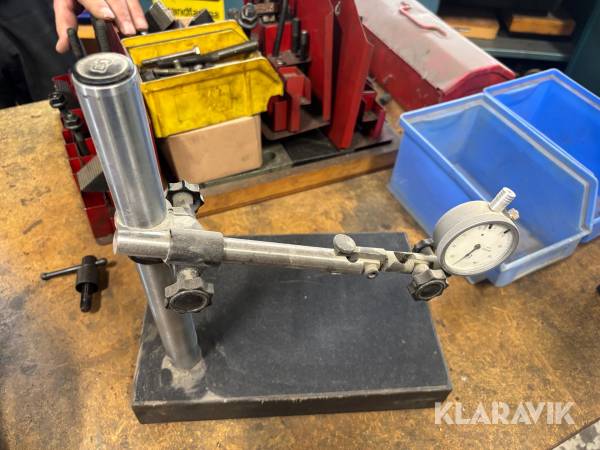 Mätstativ Metron UKM 4201