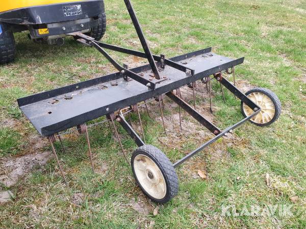 Gårdskratta Agri-Fab Till åkgräsklippare