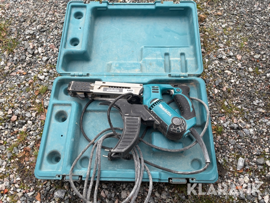 Skruvautomat Makita 6842